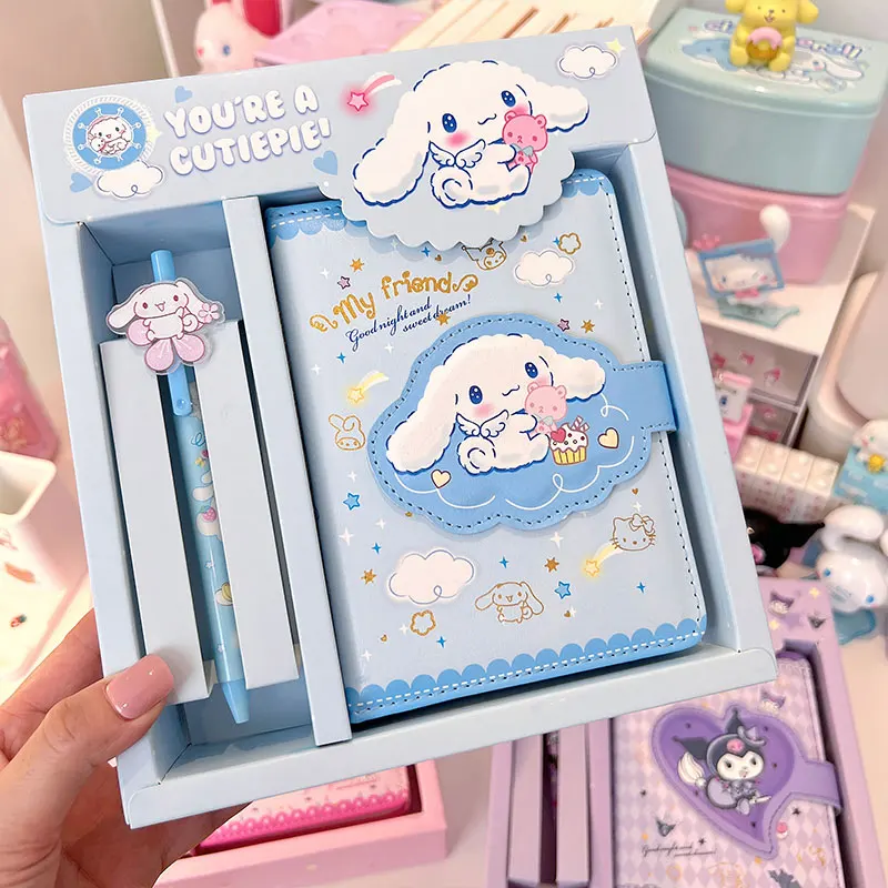 Sanrio - set de libreta y lapicero